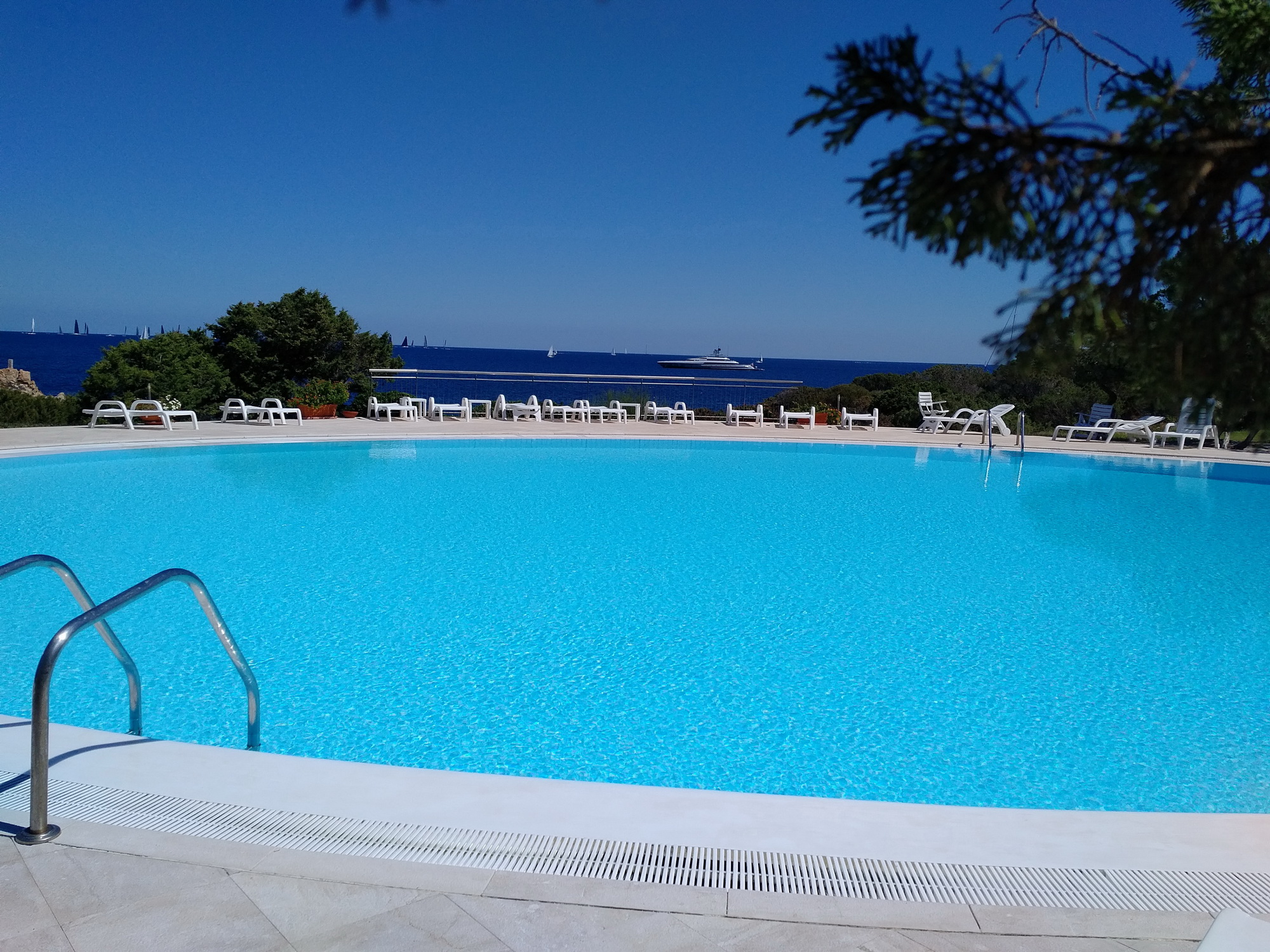 Villa sul mare con piscina in vendita in Costa Smeralda